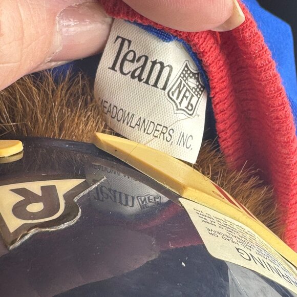 NFL Giants Teddy Bear With Helmet & Jersey By Vermont Teddy Bear Co. - Picture 7 of 9